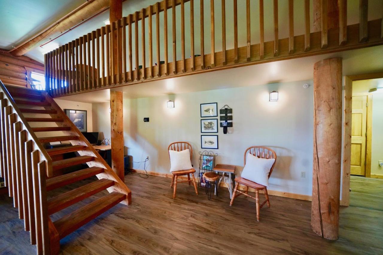Flat Fish Lodge B&B And Event Center 호머 외부 사진