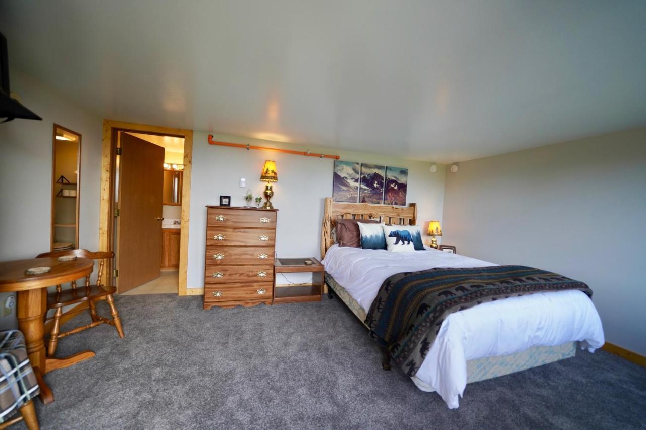 Flat Fish Lodge B&B And Event Center 호머 외부 사진