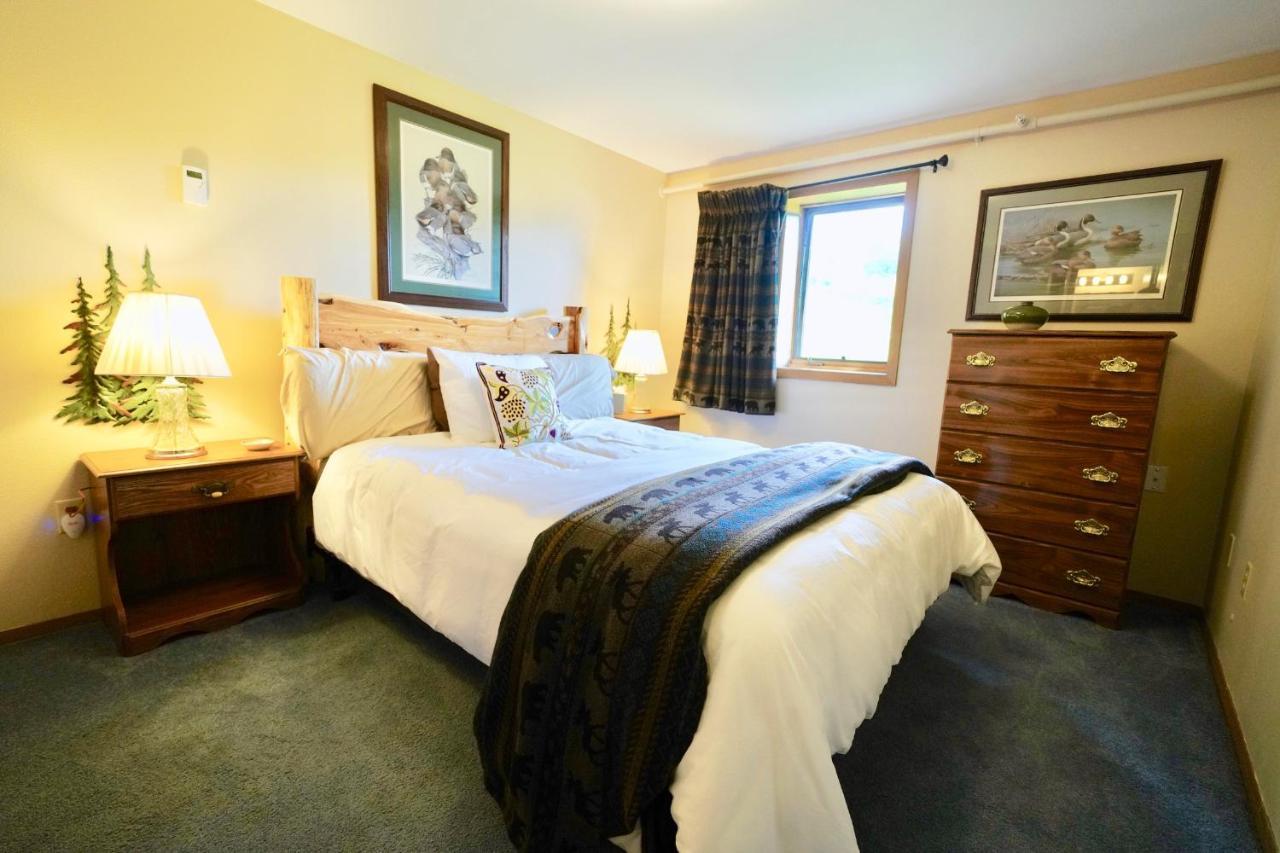 Flat Fish Lodge B&B And Event Center 호머 외부 사진